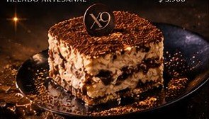 Postre tiramisú con el logo de BarX9